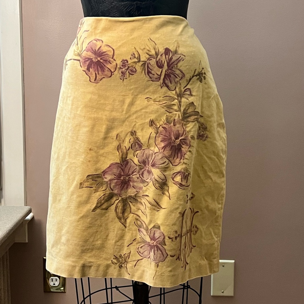 Rare Vintage Anthropologie Tan Faux-Suede Floral Pencil Skirt Size 14 Stains